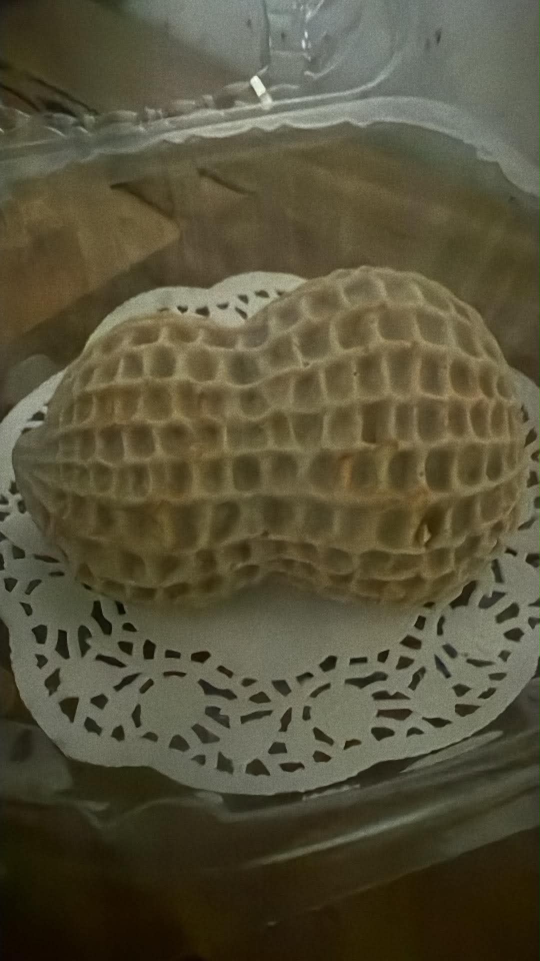 Peanut pastry